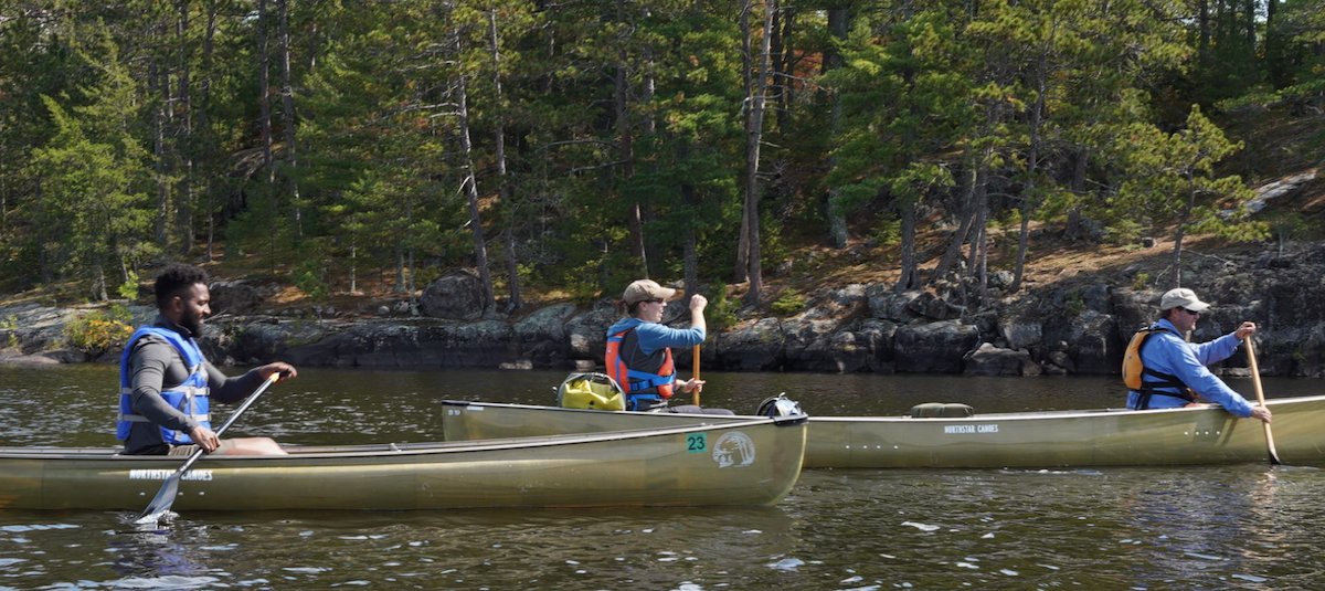 OfficialTCA's tweet image. Next up is #AmericaOutdoors with @baratunde Thurston in which the #HowToBeBlack author explores how Americans interact with the outdoors in a 6-part series #TCA22