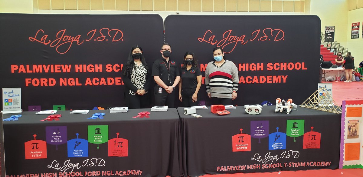 LuisCBocanegra1's tweet photo. We hosted our 8th grade informational event today @lobo_pride‼️ Our students shared the amazing opportunities the @academiesofphs have to offer 👍 Looking forward to our upcoming recruitment events in February‼️
@lajoyaisd @GarciaSTEM @lajoyamms @palmviewHOSA @ljphscte @ljisdcte https://t.co/2hxOjZBsfS