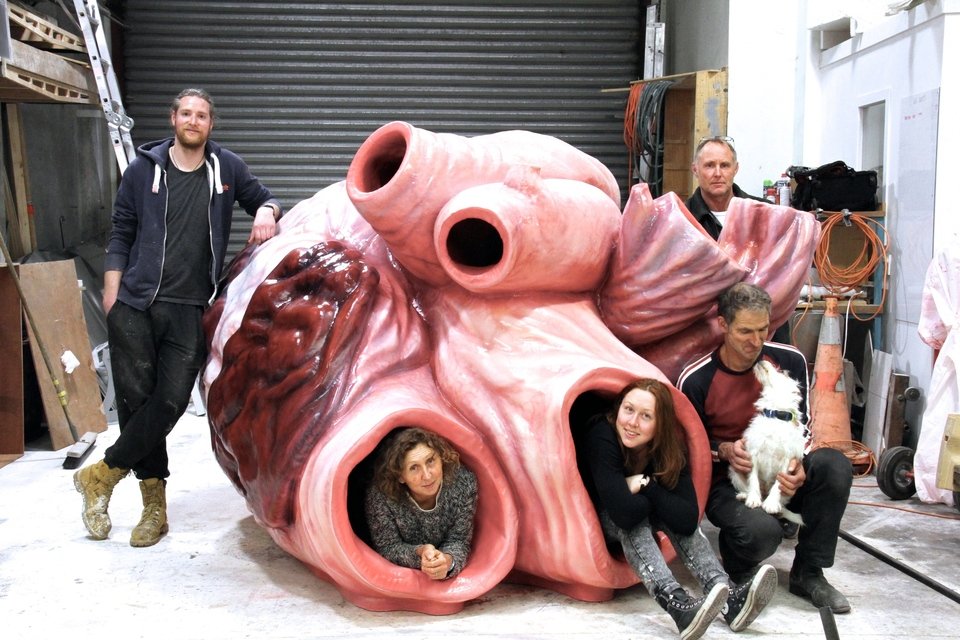 сердце кита весит около семьсот килограммов