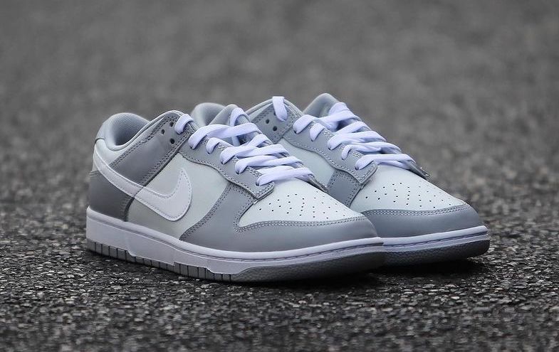 JustFreshKicks's tweet photo. Detailed Look at the Nike Dunk Low Retro "Grey/White" https://t.co/MkxetM3DBa https://t.co/TVeSDRbAdh