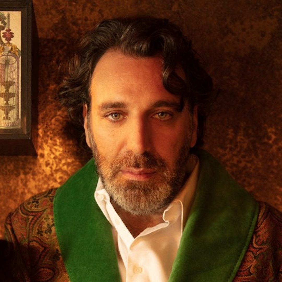 crowstheatre's tweet photo. Musical genius & European correspondent, @chillygonzales joins hosts @alimomen & @torquilcampbell on this week’s episode of @softrevcast.
🔊: https://t.co/KHV8Or7ZWC
#CrowsTheatre #TheaTO #SoftRevolution #PodcastInResidence https://t.co/QHdu5G0ry9
