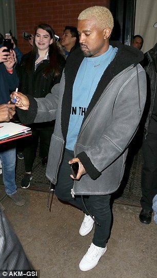 ye4us's tweet photo. Kanye West signing an autograph not knowing he just hired me as executive assistant to the CEO of Yeezy https://t.co/HhUFQprFF6
