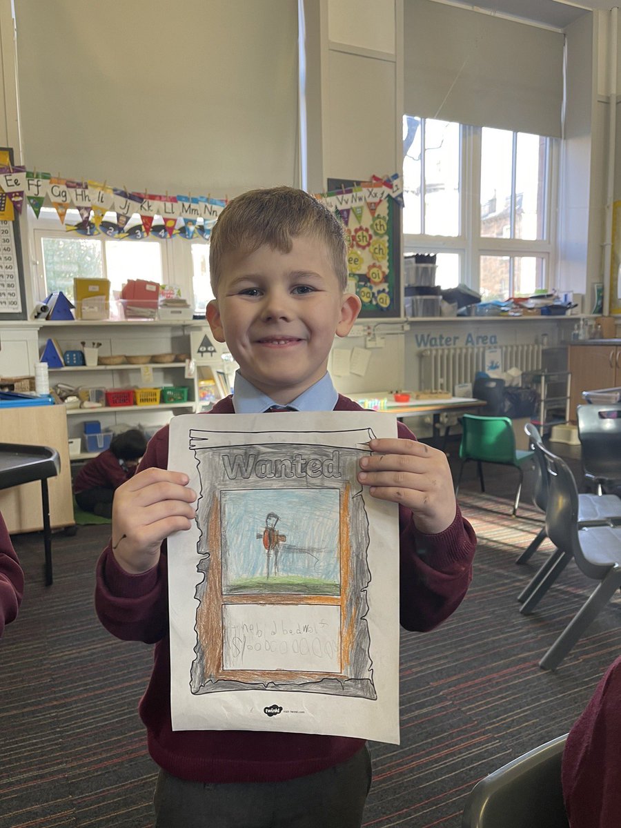 StCharlesGla's tweet image. Primary 2 are continuing to work on the story of the #ThreeLittlePigs. Today they designed and built houses, acted out the story, made #WantedPosters and wrote #CharacterDescriptions. #LearningThroughPlay #RoutesThroughWriting @litforalllb @PPGlasgow