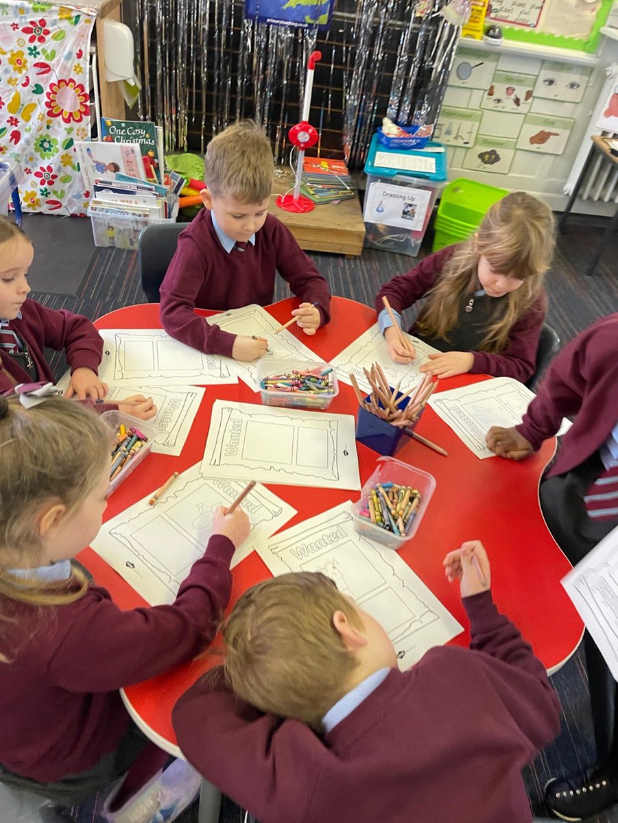 StCharlesGla's tweet image. Primary 2 are continuing to work on the story of the #ThreeLittlePigs. Today they designed and built houses, acted out the story, made #WantedPosters and wrote #CharacterDescriptions. #LearningThroughPlay #RoutesThroughWriting @litforalllb @PPGlasgow
