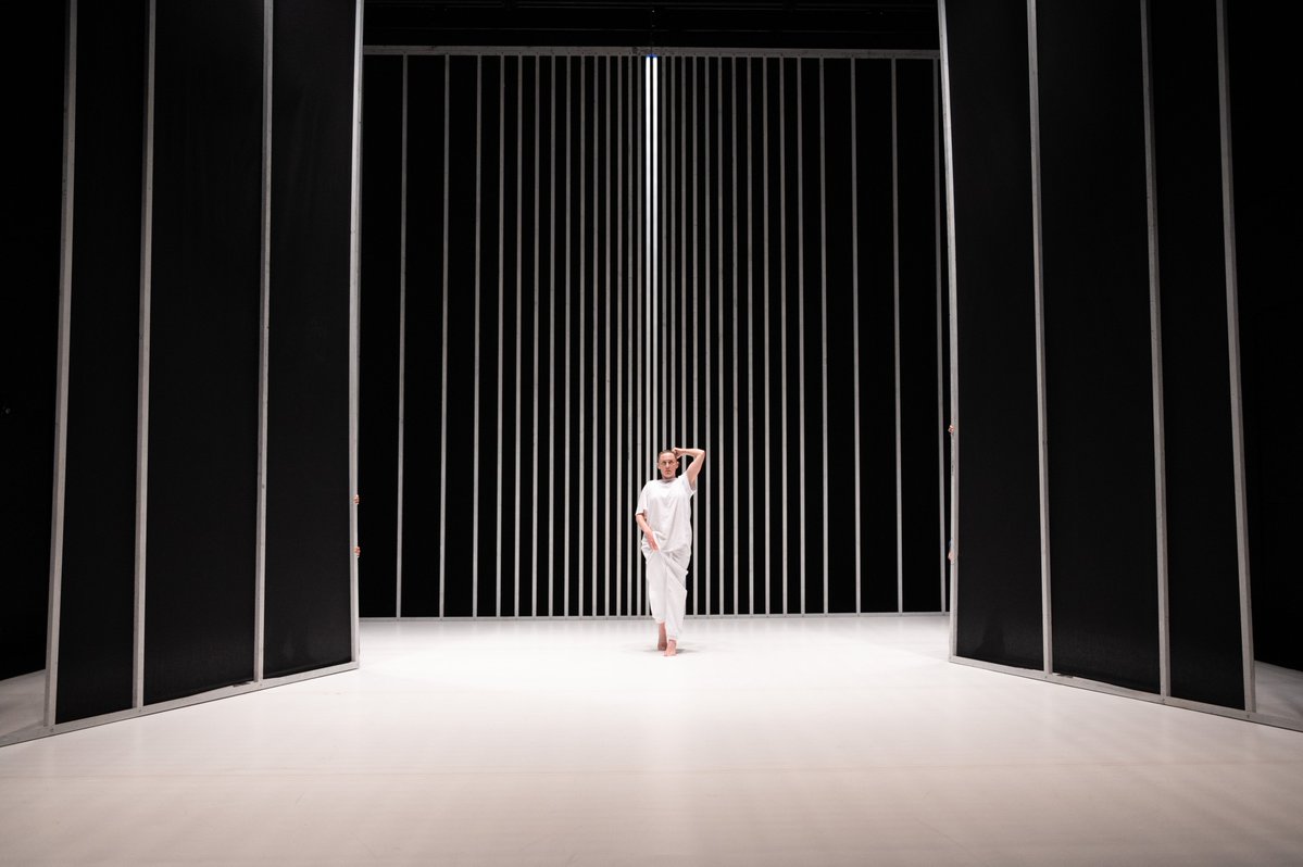 IrishArtsCenter's tweet photo. "A major addition to the city’s cultural scene." @LSAOnline dives into the architecture of the #newIAC and its robust potential for our ambitious opening season program, including Oona Doherty’s stunning #HardtoBeSoft, closing this weekend > https://t.co/aYTHihg5fP https://t.co/GJX6jwTiGE