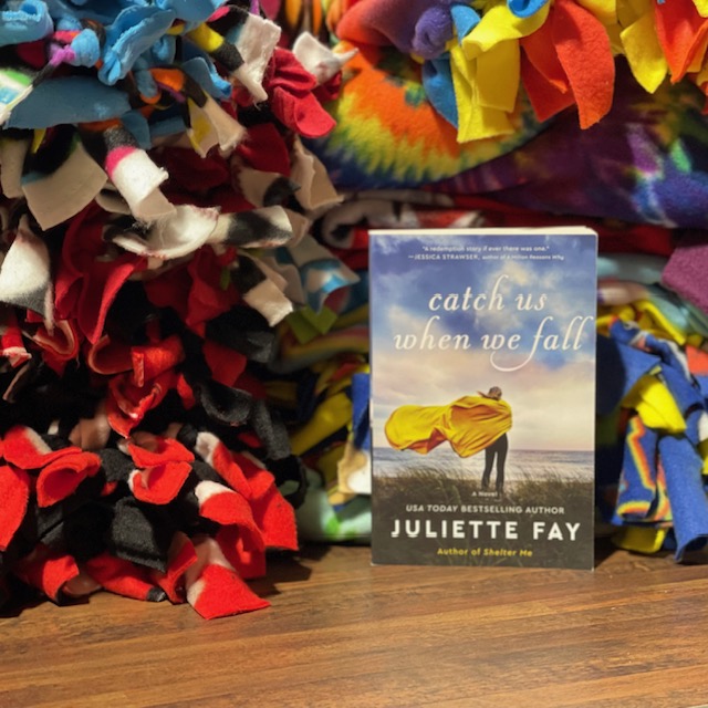 bookclubcookboo's tweet photo. "We really enjoyed #CatchUsWhenWeFall and it sparked a lot of discussion, providing a nice mix of topics and light-hearted entertainment" -Junior League of Kalamazoo #BookClub on @Juliettefay's novel, read with @WmMorrowBooks galleys via #GalleyMatch.
https://t.co/mBuAfdsP2R https://t.co/etj2eDePld