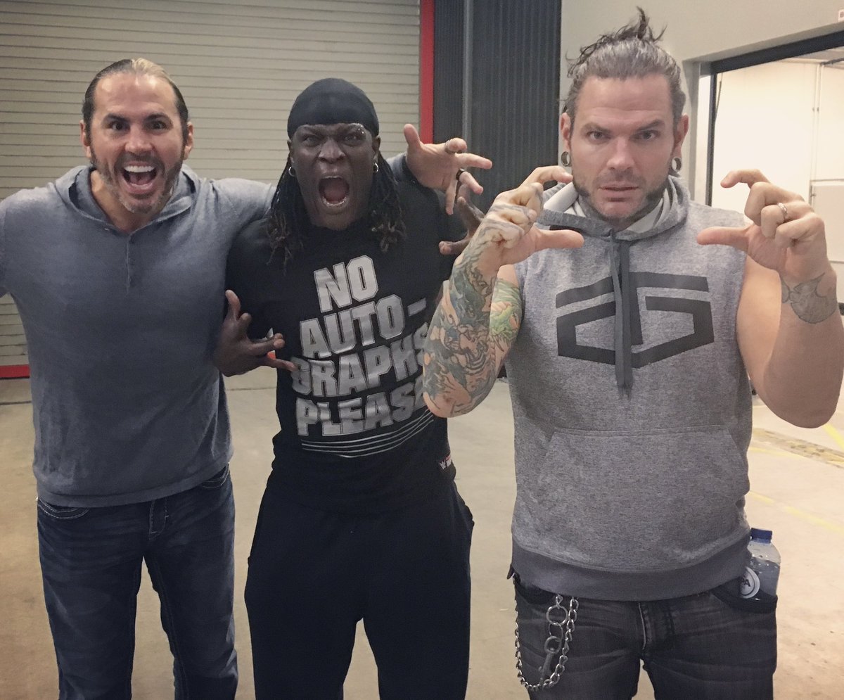 RT @Isaiah_Allred: Is Jeff Hardy crippin ?!?!? https://t.co/OdlxYsMjS8