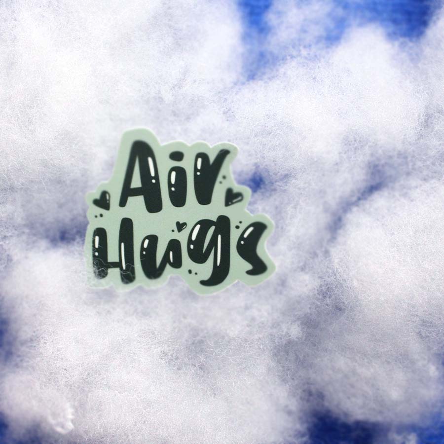 Just say yes to air hugs :)
akinz.com/products/air-h…