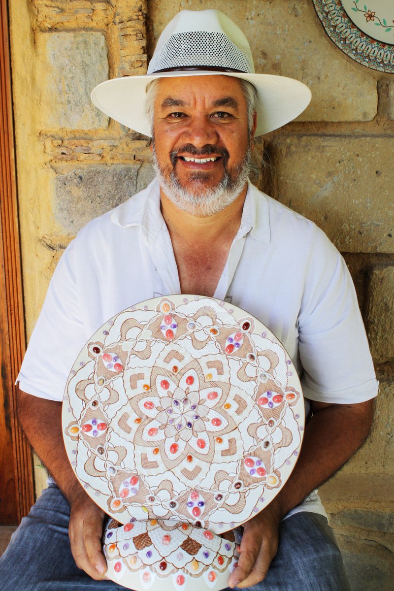 Taste_Gto's tweet photo. COFOCE: ¡Orgullo Guanajuatense! 👏 El día de ayer cerramos con broche de oro la segunda temporada de #MadeInGTO con la historia de @CeramicaServin, empresa ubicada en #Tarandacuao que lleva lo artesanal 🏺 hasta otros niveles de ingenio y a muchos país… https://t.co/9ClIz9LXY3