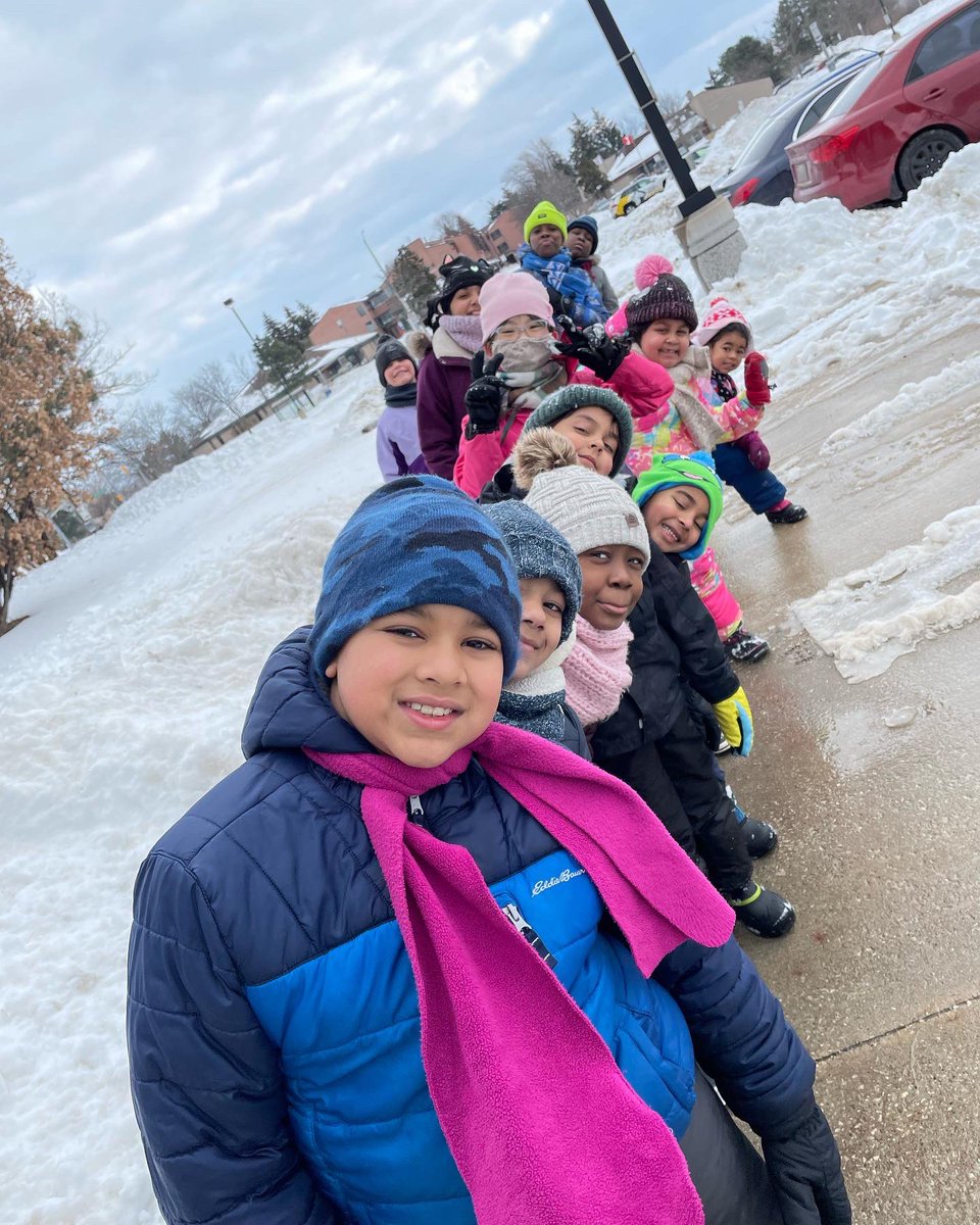 KinderKollegePS's tweet photo. The KinderKollege Kids had “snow much fun” today at Recess!! ☃️ Building snow castles, making forts and riding their snow slides!!❄️ “Snow cool”!
#snow #snowday #snowsnowsnow #snowmuchfun #snow #recess #bestrecessever https://t.co/U66l0kzFpi
