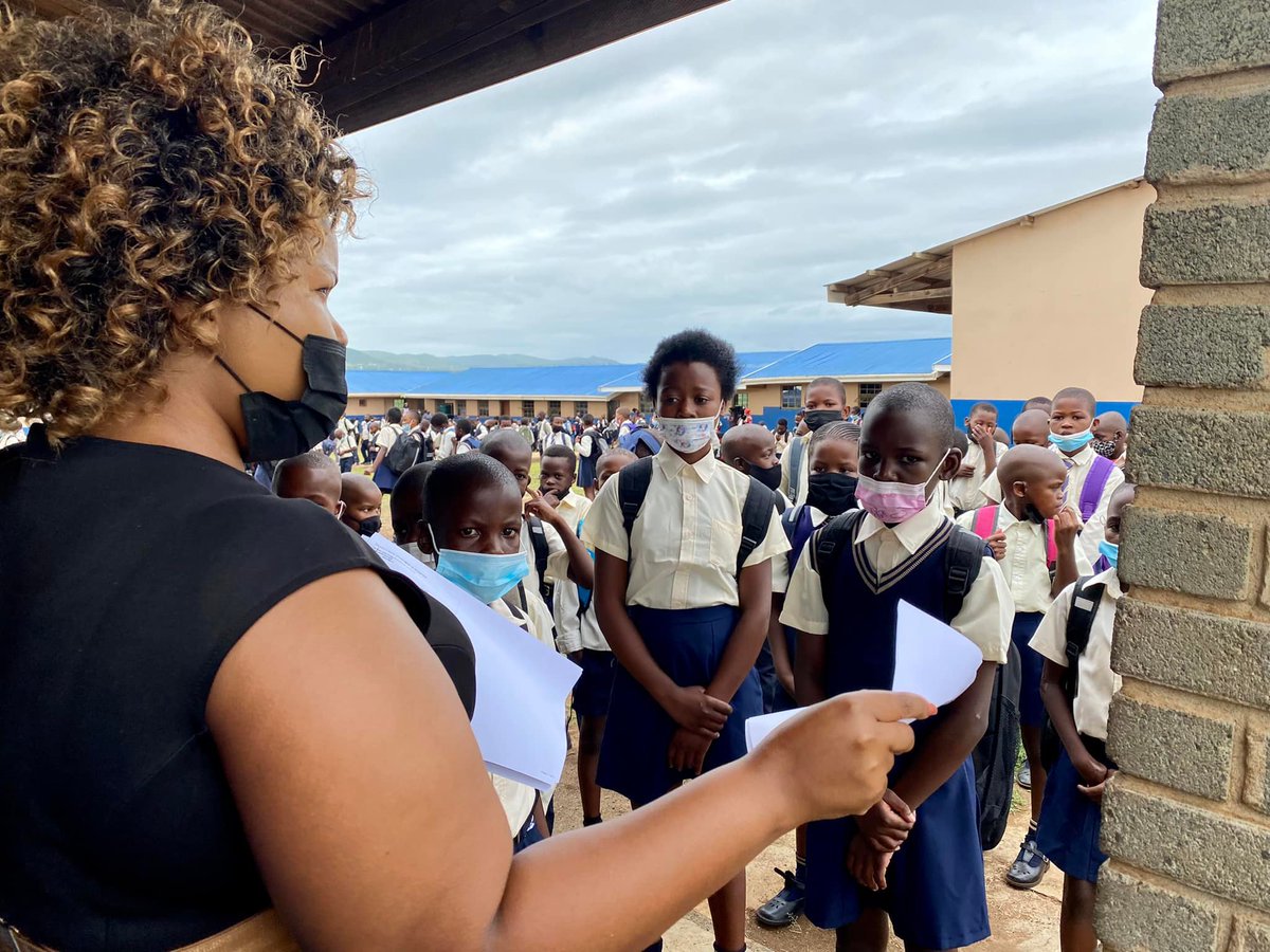 StarForLife_SA's tweet photo. For many learners, today marks the first day back to school in the new academic year. Star for Life coach, Skhumbuzo Mnguni, is seen welcoming back learners at Hluhluwe Public Primary School. 
#starforlife #Back2School #empoweringyouth https://t.co/Ax6GrXHwaj