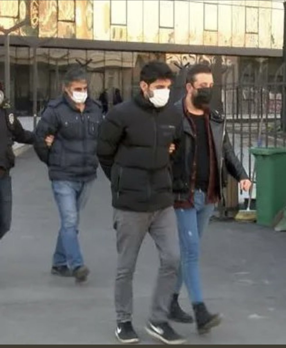 Hamile hemşire dövebilecek güçte iki kahraman! Twitter gücü ile geçici tutuklandı.