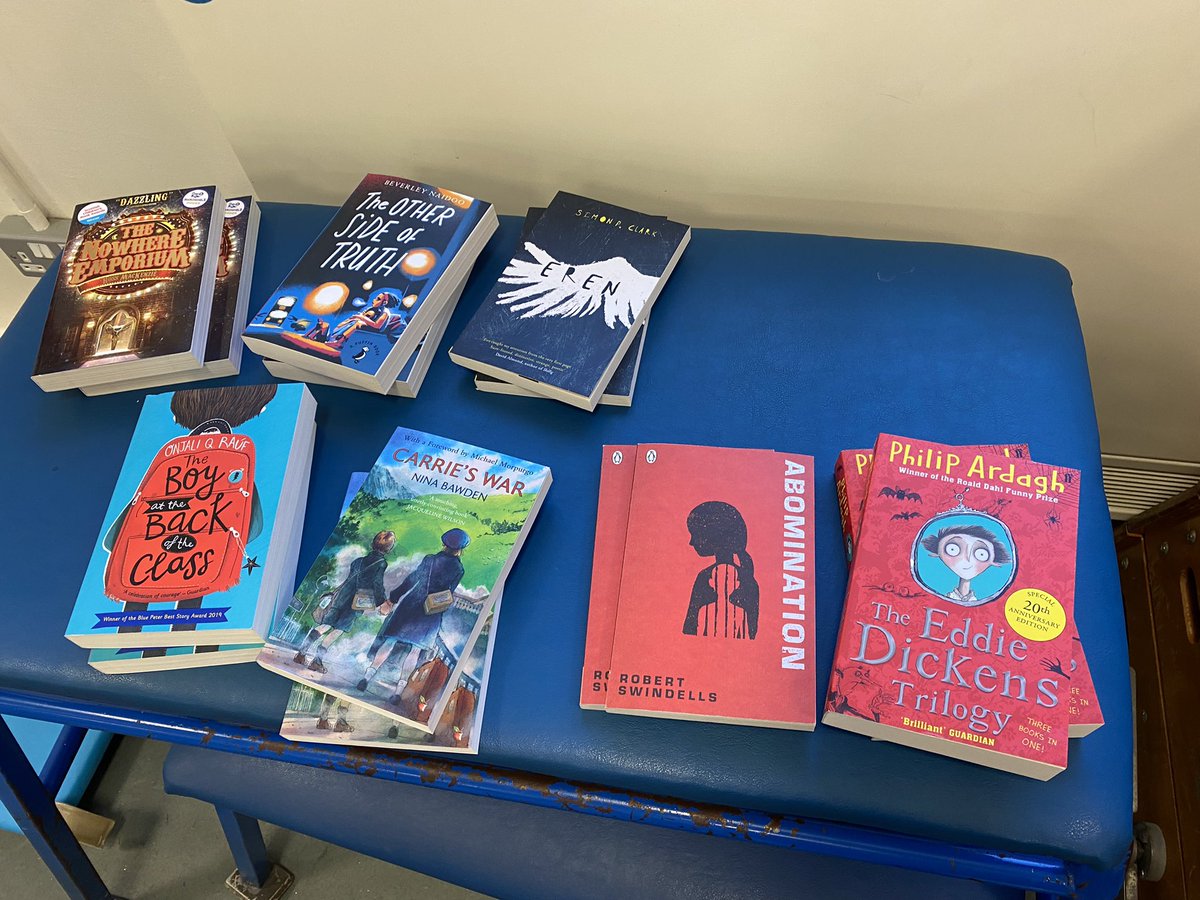 FExtremeRead's tweet photo. More and more amazing books 📚 ❤️ We can’t wait for the children to see them ❤️😍 https://t.co/B0KXihHFHi