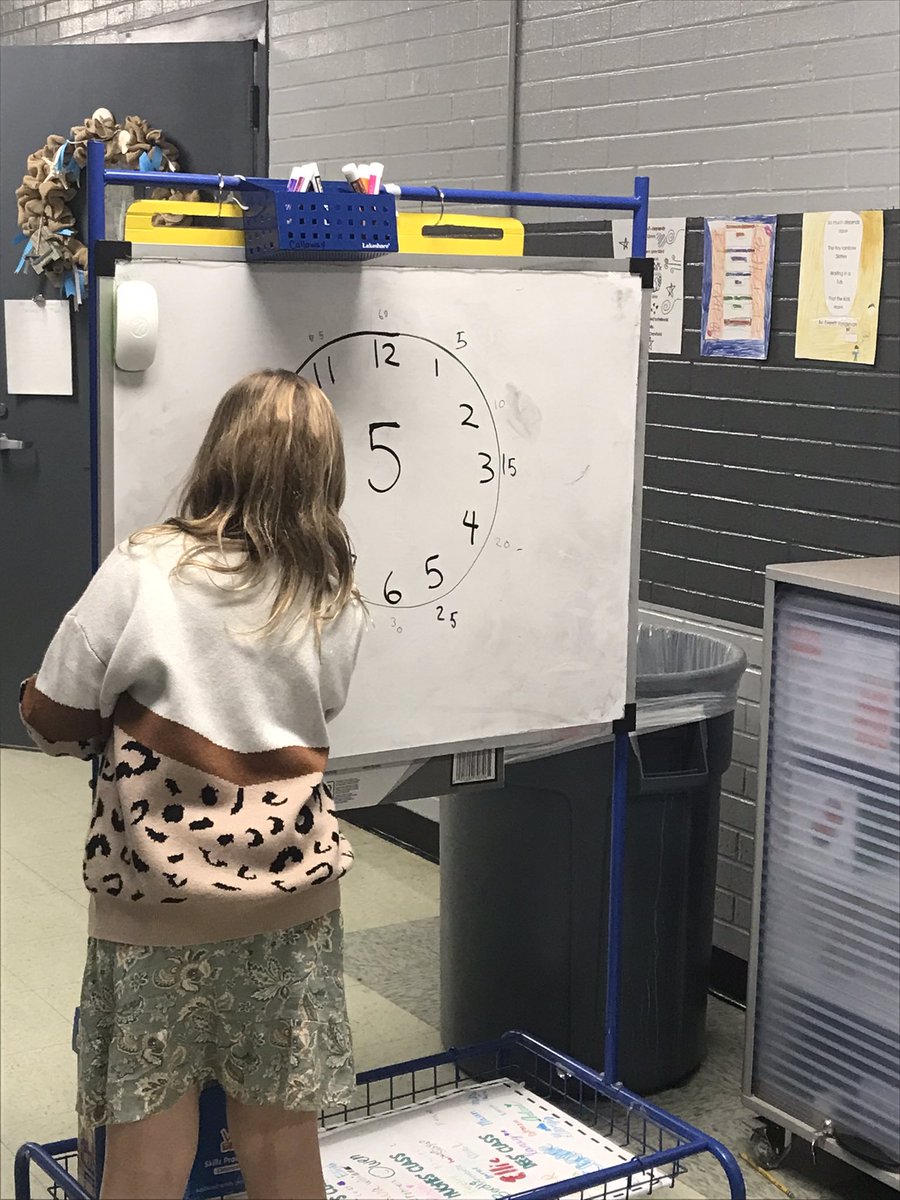 GMSDmathcoach's tweet photo. Wheel of math facts. What a dun way to practice, check for errors and learn facts with friends. @gmsdTLA @TLAinstructsup @WeAreRiverdale @namba1teacher #engagetheraider https://t.co/VDJK35NlHb