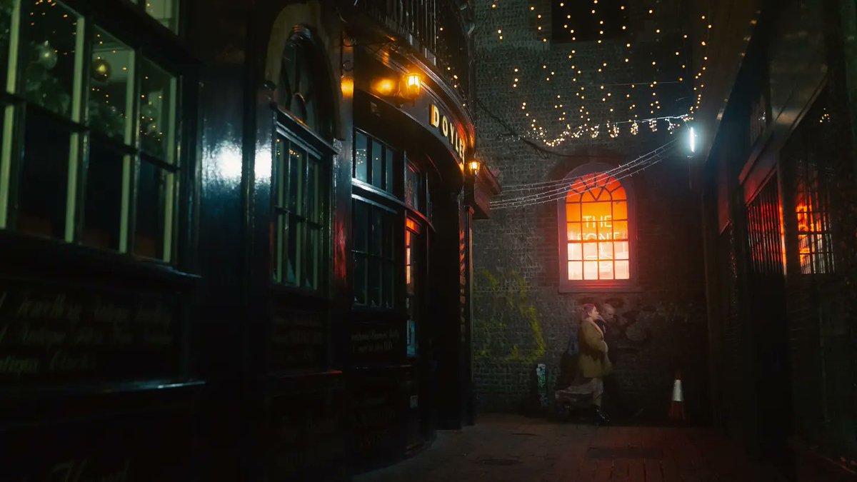 _samstreet's tweet photo. Does anyone shoot 16:9 sometimes to feel more "cinematic"? I like it, but I don't know if I shoot differently like that https://t.co/4e5NRZGx5y