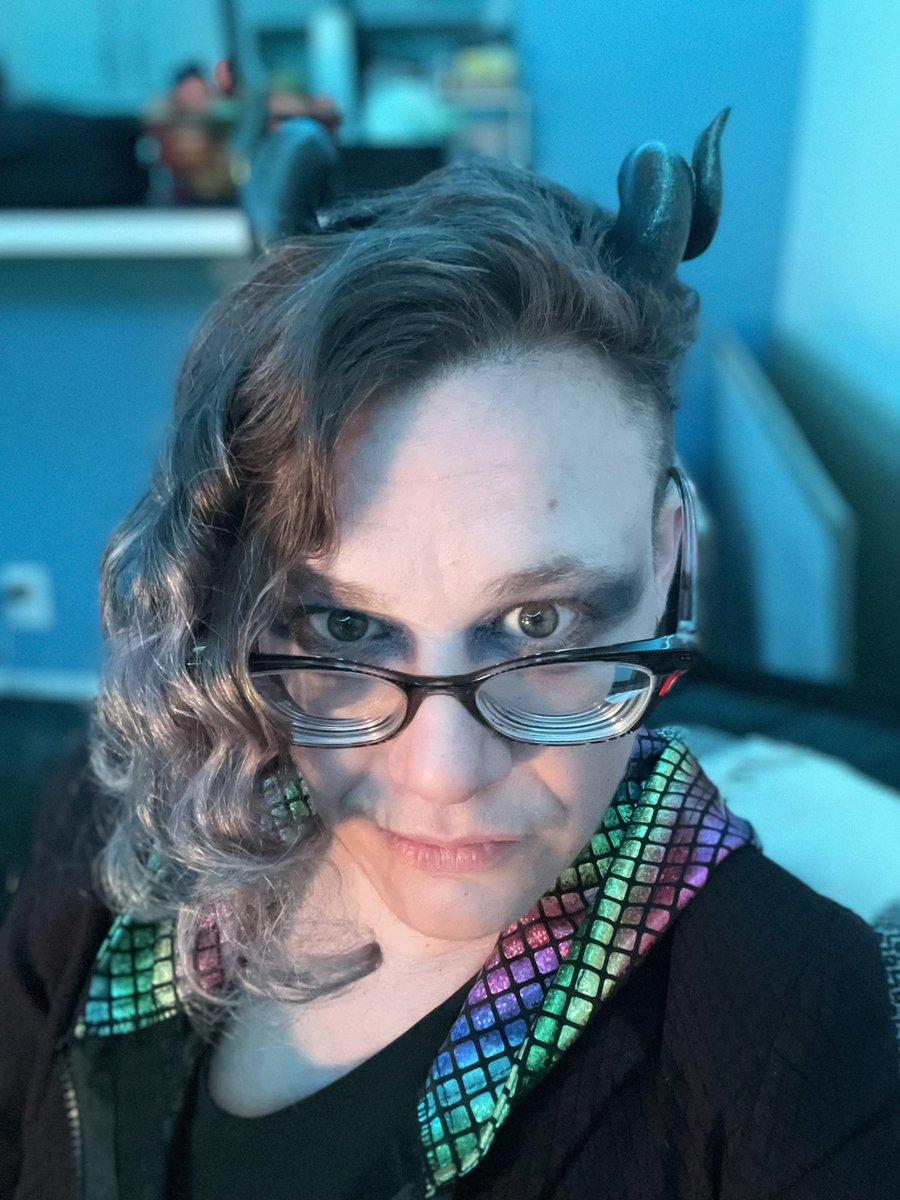 JoyMosenfelder's tweet photo. Well yes, as a matter of fact this is my gender today. 

And every day. 

#FeelingSeen 
#WeirdLittleGoblin #DeepSpaceDandy #GenderEuphoria https://t.co/MjFh2T9fbk