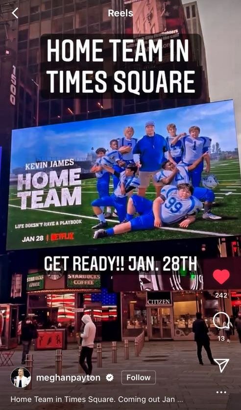 Nathan_Perez22's tweet photo. Look at the Perez brothers from #echopark to #TimesSquare !!! Proud of you lil bro #JacobPerez cant wait for people to see ur football skills on the big screen and in ur new home next year at #BCHS 💪 #thisisonlythebeginning #HomeTeam Jan 28th #Netflix https://t.co/WWZwJsbCov