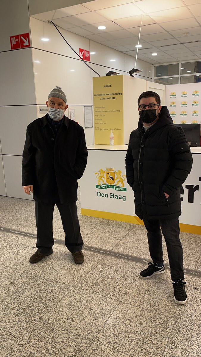 MohammedGhay's tweet photo. Vandaag met m’n pa een bezoekje gebracht aan het Stadhuis @GemeenteDenHaag ivm het ondertekenen van ondersteuningsverklaringen voor @DENKDenHaag.  Ook tal van Haagse jongeren zijn langsgeweest om hun steun te tonen. #DENKanders #DENKmee #DENKHaags #GR2022 https://t.co/yJNKxID0jU