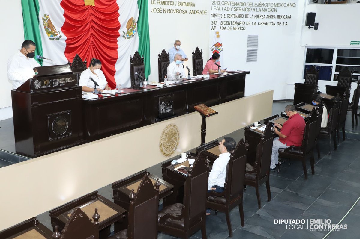 EmilioCMDE's tweet photo. En sesión de la Comisión Permanente se dio lectura a una iniciativa con proyecto de Decreto en la que se hacen propuestas para modificar la Ley de Obras Públicas y Servicios Relacionados con las Mismas del Estado de Tabasco.
La importancia de esto deriva https://t.co/lUyRgy2RMQ