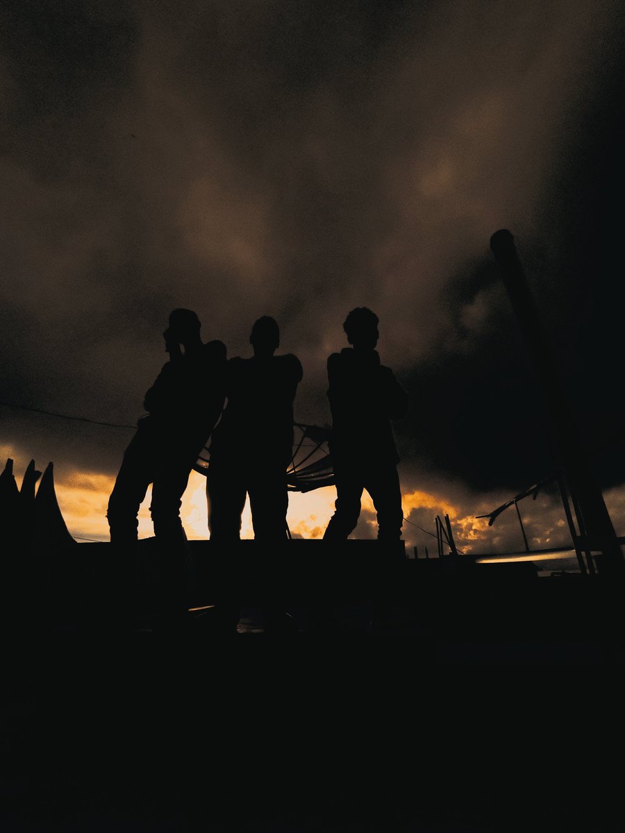 9Fourty's tweet photo. The dark Boys https://t.co/FSRf6Ht1aF