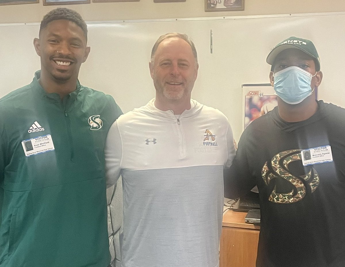 CoachHagerty's tweet photo. Thank you @M_80lane @KodiWhitfield @SacHornetsFB for coming out to our student-athletes this morning. https://t.co/TyUWuANZxO