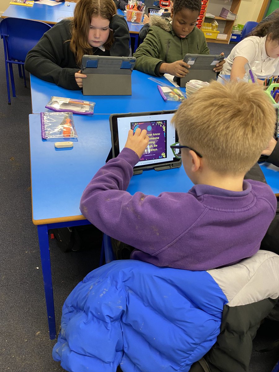 beanxmissrisk's tweet photo. We watched and discussed the bible story “The Good Samaritan” we discussed kindness and then found a quote on kindness that we wished to illustrate, in a way of our choice. P7 leading their learning this afternoon. #BPSLearnerParticipation https://t.co/GJPVkwvgcA