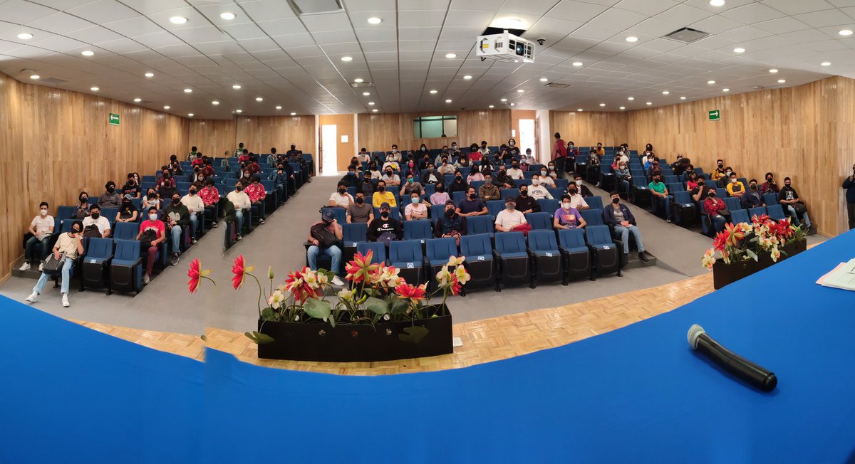 celexescom's tweet photo. #Bienvenidos Nueva generación de la #ESCOMIPN aprovechen la información de su #semanaDeInducción y no dejen el inglés al último. Registro abierto para #CelexEscom y para examen de colocación gratuito en https://t.co/3fn3AhiMeM https://t.co/G2hqMzUVud