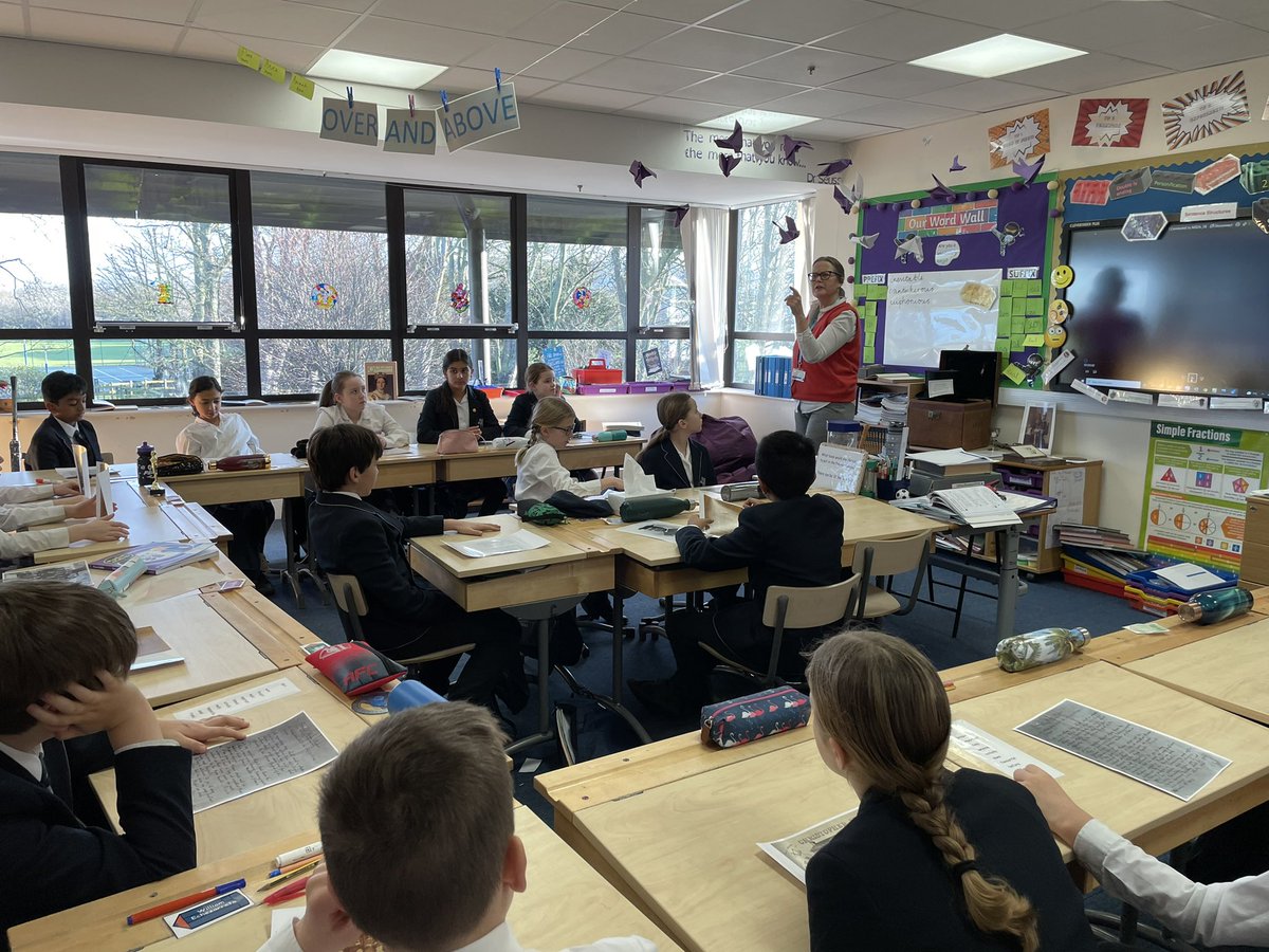 LaxtonJunior's tweet photo. We looked closely at the items from @OundleArchive to learn more about our local history during Victorian times. Uniform, letters, articles, photographs and more were so interesting to explore! We asked great questions, too! #WeAreLJS #Opportunity #LoveofLearning https://t.co/A6inZRCjpJ
