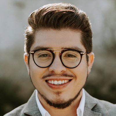 theOscarSalazar's tweet photo. #NewProfilePic #ActorHeadshot #CloseUpReady #Actor https://t.co/neMkwblPxp