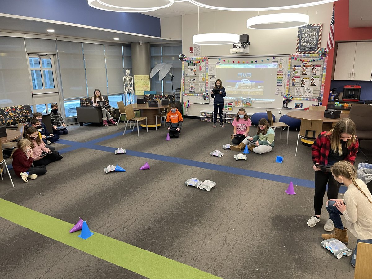 hettingk's tweet image. Robotics Day 1 with our new Sphero RVR robots! #OESTEAM @Green__Corey @OAUpdate @OA_Farrell @OA_Schofield @SpheroEdu #spherorvr