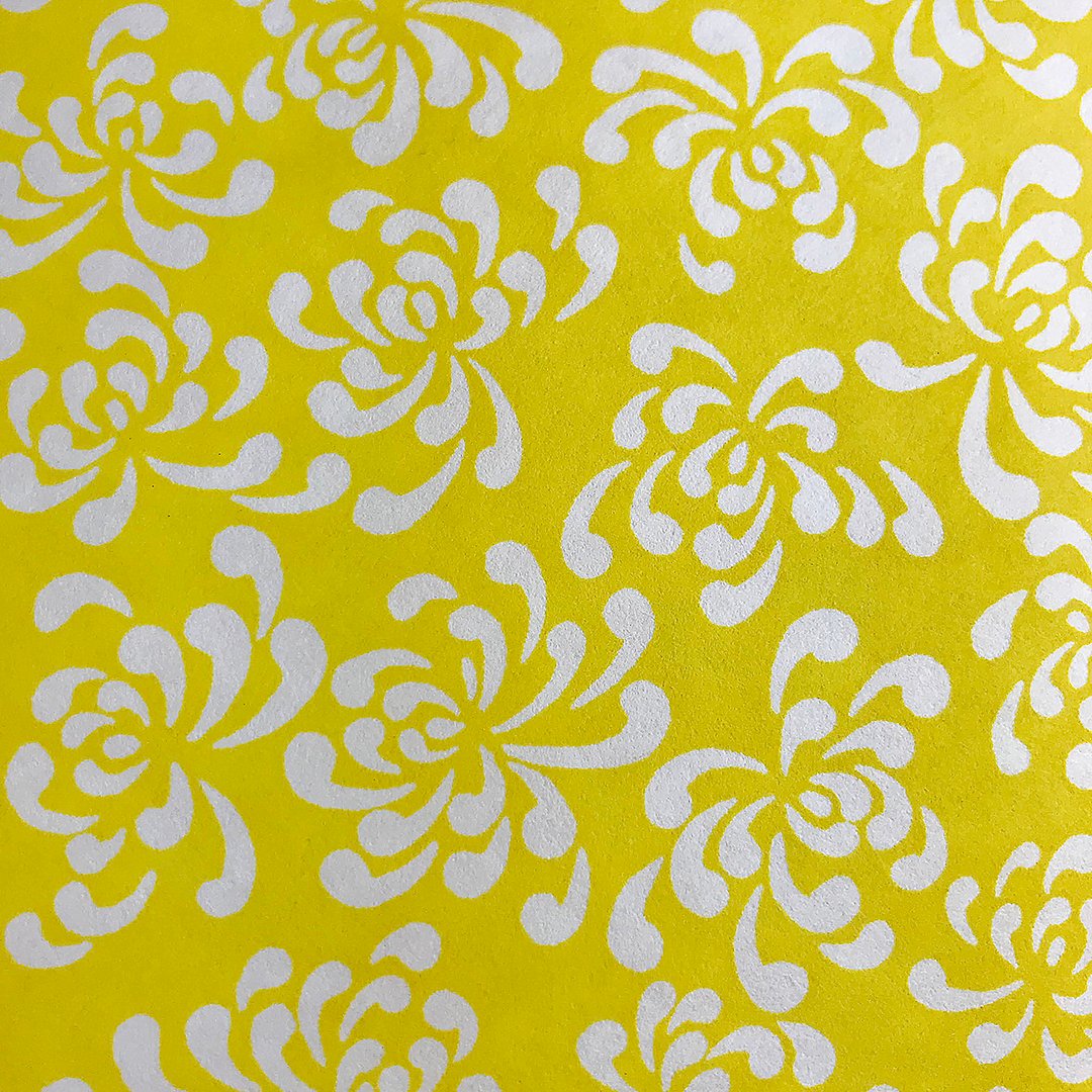 thejpp's tweet photo. I thought you'd need some yellow for your winter blue. You're welcome😘

#washi #washipaper #madeinjapan #japanesepaper #papercraft #artandcraftlover #colourpalette #loveofpaper #chiyogami https://t.co/1wLX24cuOD