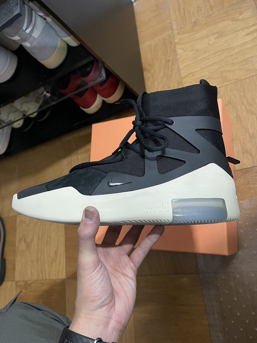 briaaanramos's tweet photo. If you know, you know. #grail #fog1 https://t.co/qRWJ2i7lNi