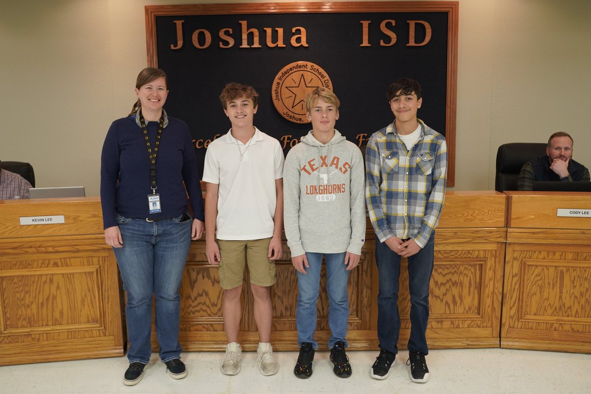 ICYMI: There was no shortage of recognitions during Monday's Board of Trustees meeting. Check out the complete list of Owl students and staff who were honored for their recent accomplishments! 🎉 
tinyurl.com/2p92ckht
#TakeFlightJISD