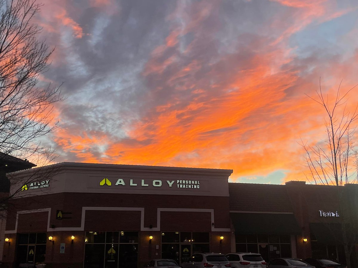 Get to Know: Alloy Personal Training

If you've got big goals for 2022, <a href="/1TeamAlloy/">Alloy Personal Training Franchise</a> can help you reach them. 💪 Their customized personal training system is uniquely focused on clients to help them get in the best shape of their lives.