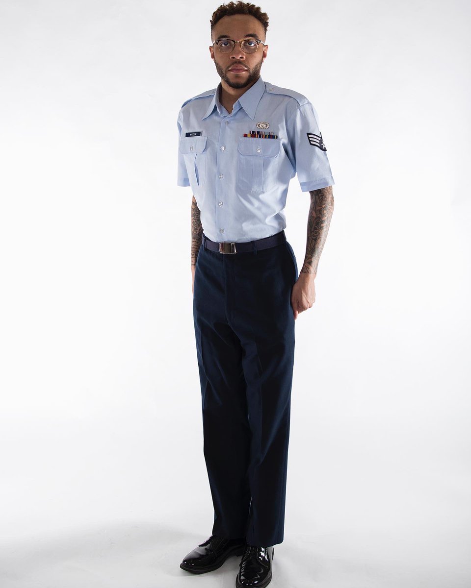 itsalwaysdon's tweet photo. 2021  was a humbling experience for sure and I’m blessed and thankful to Win and be Airmen Of The Year at the wing level which was a tough and competitive selection process .But i still have to continue the momentum and to keep the pressure on em cause the job ain’t done yet !! https://t.co/5kPUJouaF3