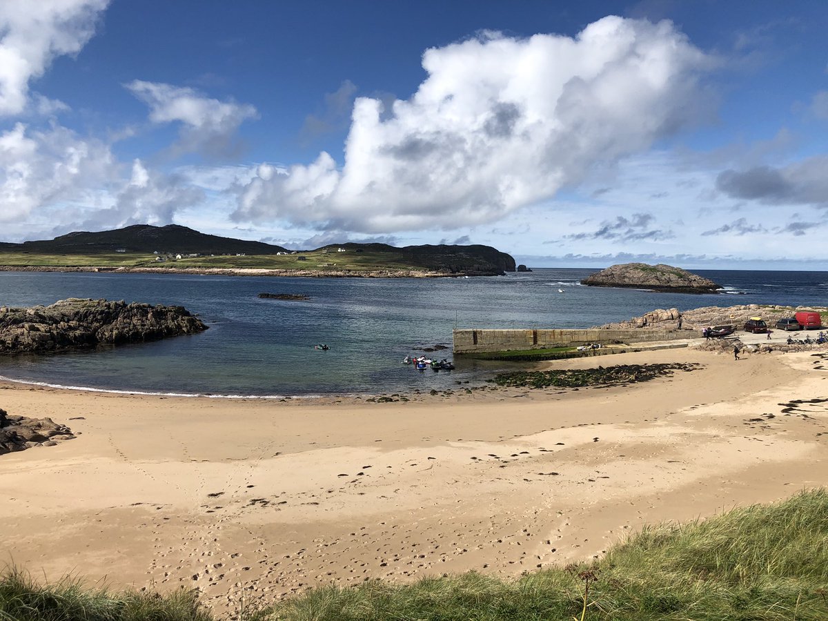 @pitchmarks @TONYDEAR @SurreyGolf @RCPgolfclub @worplesdongolf Car park you say….surely the best car park view in golf @Cruitislandgre1 Co.Donegal, Ireland #lovedonegal #seriousgolf #mustvisit #linksheaven