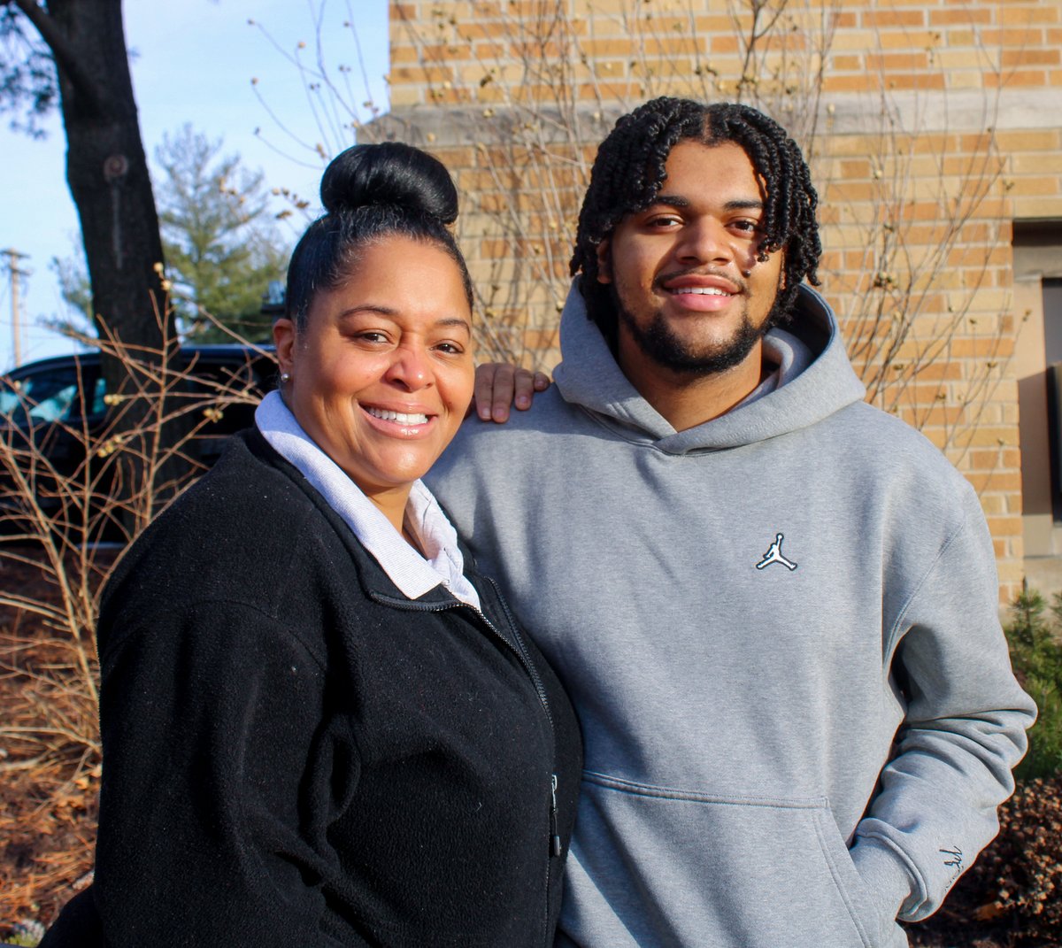 Meet Arlen Smart, a student at <a href="/Ritenour_HS/">Ritenour HighSchool</a> set to graduate this May. When he gets his diploma, he'll also have nearly 25 #college credits to his name thanks to the Jump Start to College #scholarship and dual credit courses through #STLCC: bit.ly/3tzlSI5