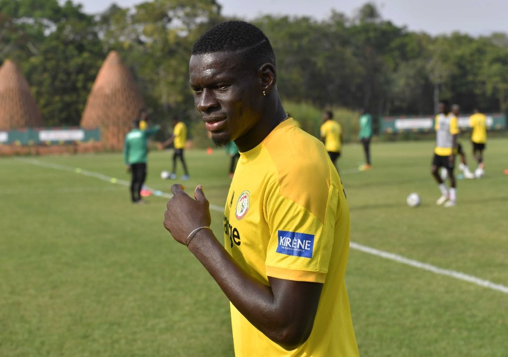 Fsfofficielle's tweet photo. 📸 Quelques images de l’entraînement du jour. #TeamSenegal #TrainingDay https://t.co/apJR8oAhuS