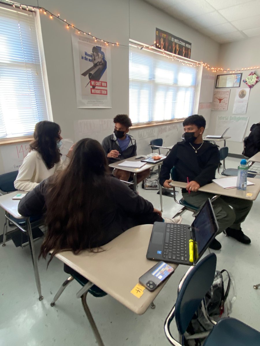DVISD_SS's tweet photo. Lots of #CriticalWriting happening @DVISD_DVHS in Ms. Ogg’s class. #Daily6 #DVFocus #DVProud https://t.co/JmeFiJdNZL