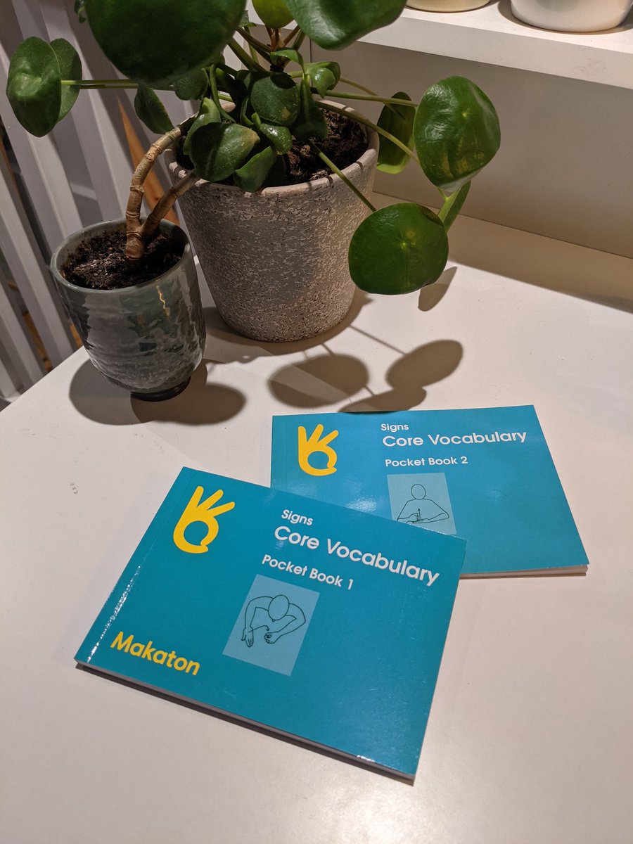 Very happy post to receive when you're an #SLT ! I'm hoping these will be useful for when I'm out and about with clients and have forgotten the sign for something #mySLTday <a href="/MakatonCharity/">The Makaton Charity</a>