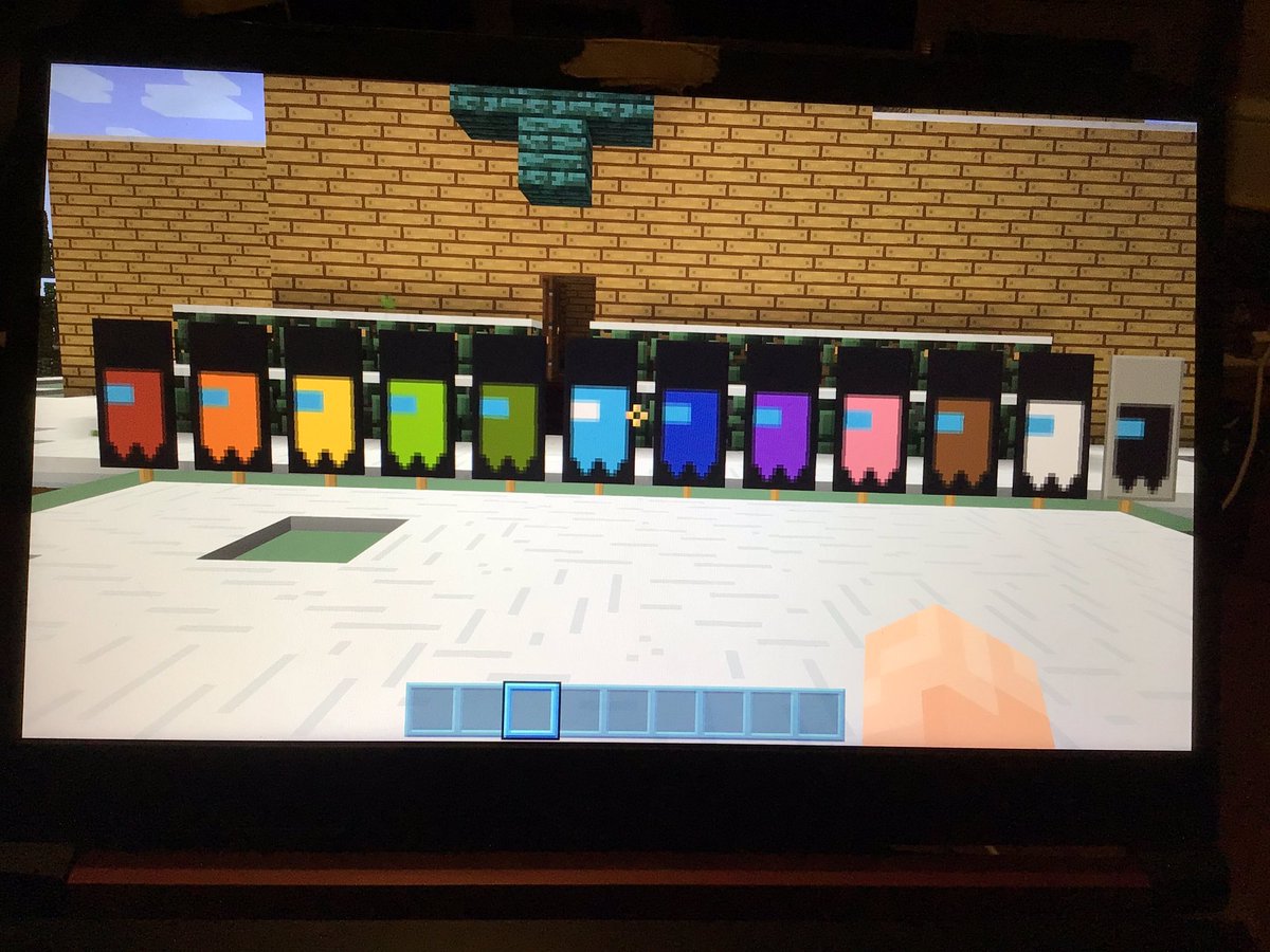 CypherArcade's tweet photo. @flyingmiddle31 i need therapy https://t.co/KgggJdVauH