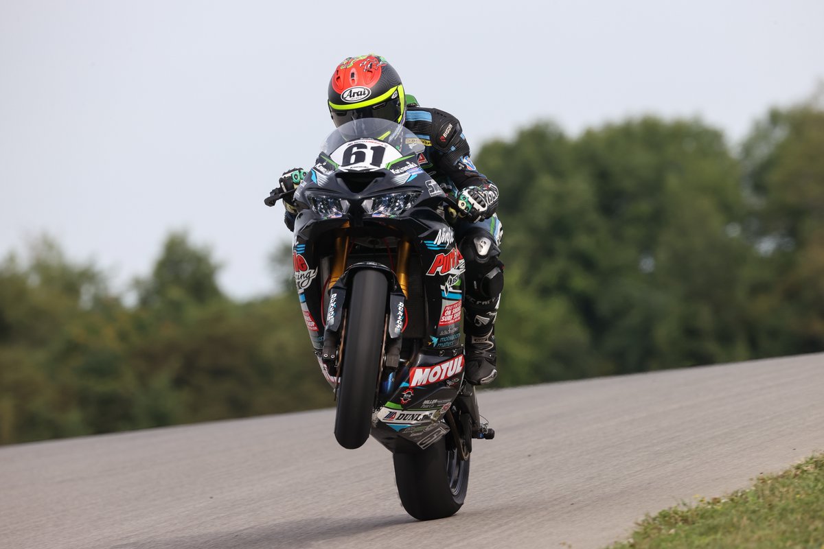 #WheelieWednesday with Supersport rider <a href="/Austin615Miller/">Austin Miller</a> doing a sweet, crossed-up mono aboard his <a href="/pure_racing/">PureAttitudeRacing</a> <a href="/KawasakiUSA/">Kawasaki USA</a> machine. 📷: Brian J. Nelson Photography