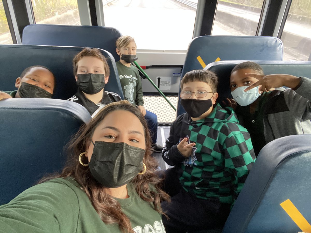 StRose_Dragons's tweet photo. SRE students took a special trip to Men’s Choir Day at the LPAC! The students learned and recorded 5 pieces of music! They made new friends, explored new music, and even mingled with our more experienced choir men in the district! What a magical musical day it was! https://t.co/V5HERUVTEh