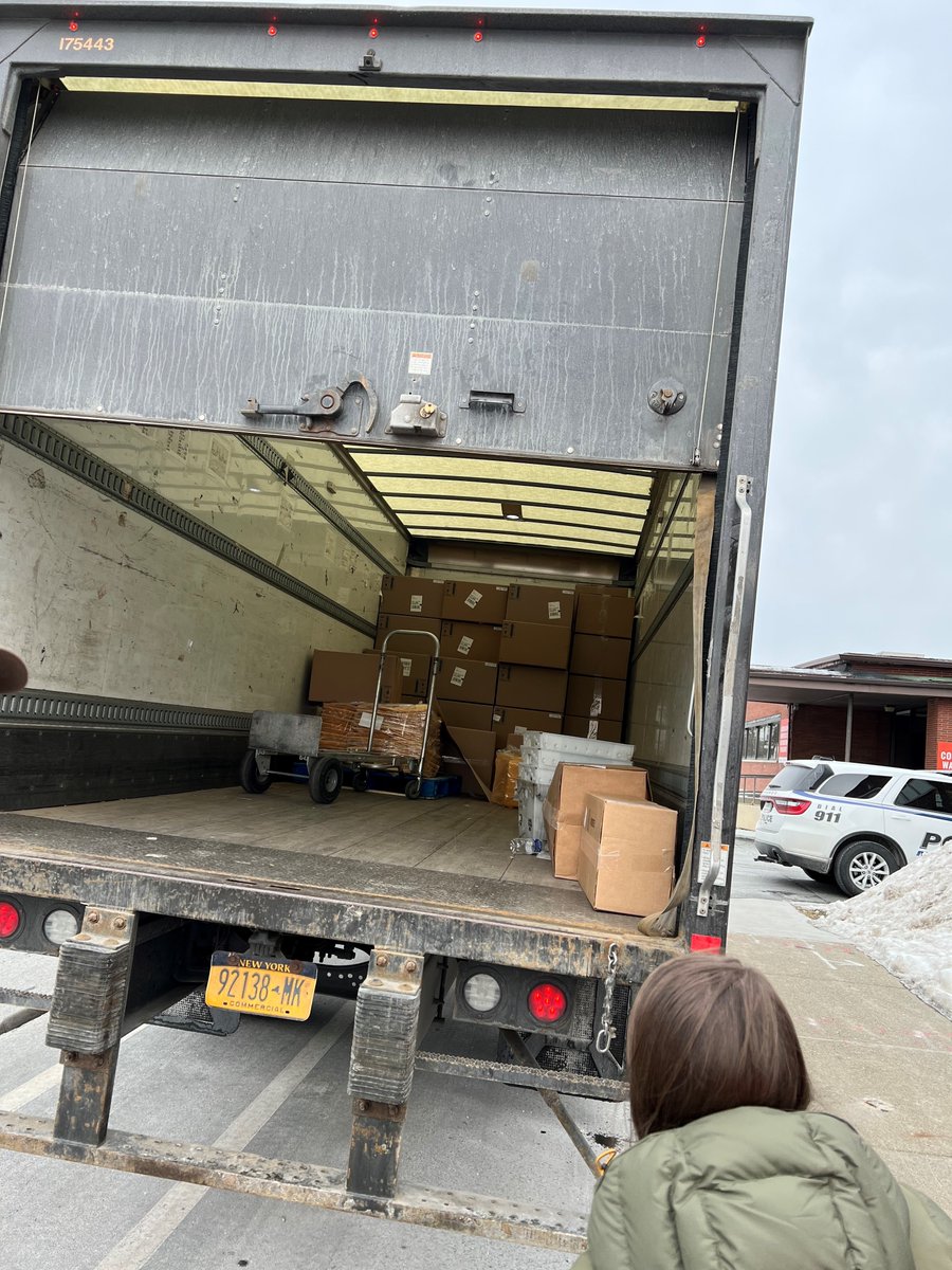 Teamwork gets #COVID19 #Covidtests delivered to <a href="/brightside_up/">Brightside Up</a> at #childcare Resource and Referral (CCRR) programs with <a href="/NYSDHSES/">NYS Div. of Homeland Security & Emergency Services</a> 😷👃