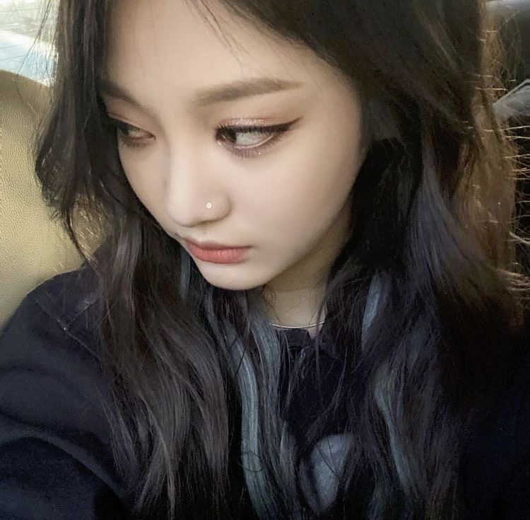 ningshourly's tweet photo. #닝닝 #NINGNING https://t.co/jC77YOJpHF