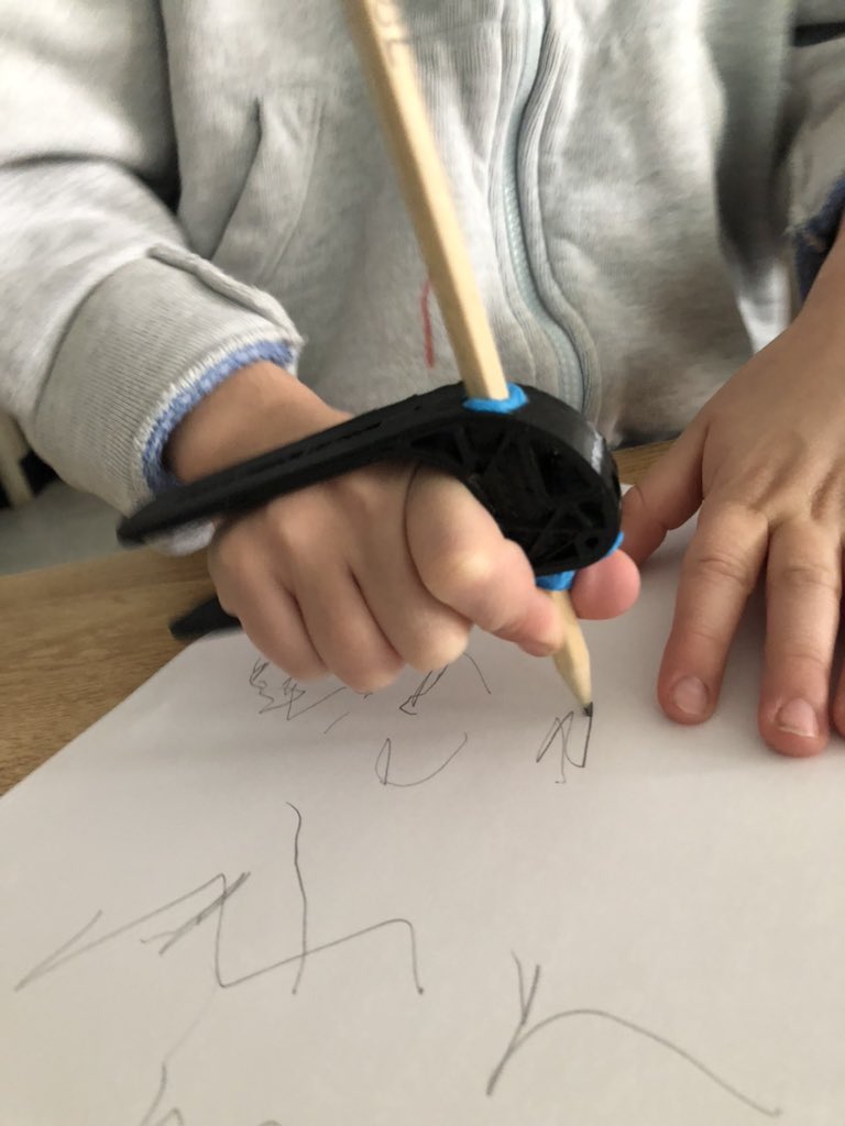 💕When your gr8 class designs and 3D prints a special tool for extra finger grip support for a student 💕 <a href="/byronsouthwood/">Byron Southwood</a>