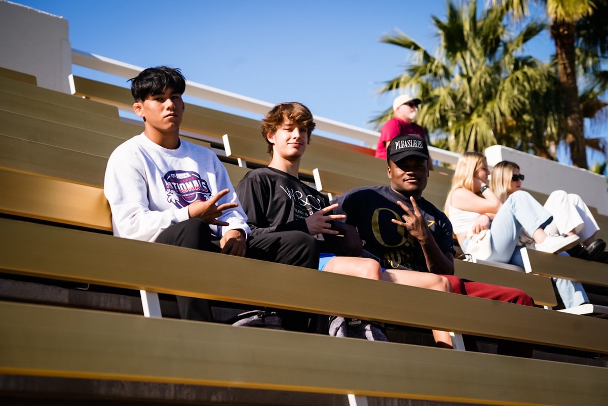 Sun Devils supporting Sun Devils 🤝

Get it done <a href="/SunDevilMTennis/">Sun Devil Men's Tennis</a>