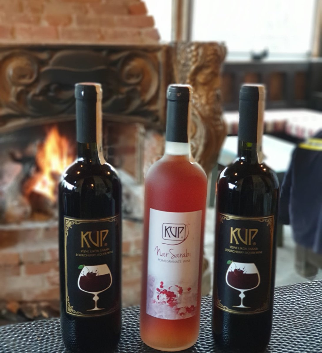 Küp Vişne Şarap

75cl / %17 Alkol Oranı

Küp Şarap Çeşitleri;

Vişne

Nar (%9 Alkol Oranı)

#şarap #kup