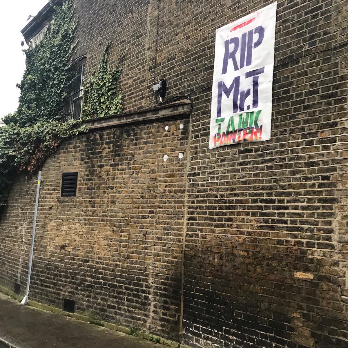 spizzenergi's tweet photo. Pride of place The Mr. Tee #Stompie Tank painter #Spizzart tribute that millionaire property developer can’t remove Thanks Pat ❤️ at Victoria Pub, Pages Walk @se1 catchup #SpizzFM 1st Indie Chart Anniversary 19Jan’80 & #T34 #SpizzTank ongoing saga #Tanksi https://t.co/E2PjTVOdCa https://t.co/ziZsaO6OuK