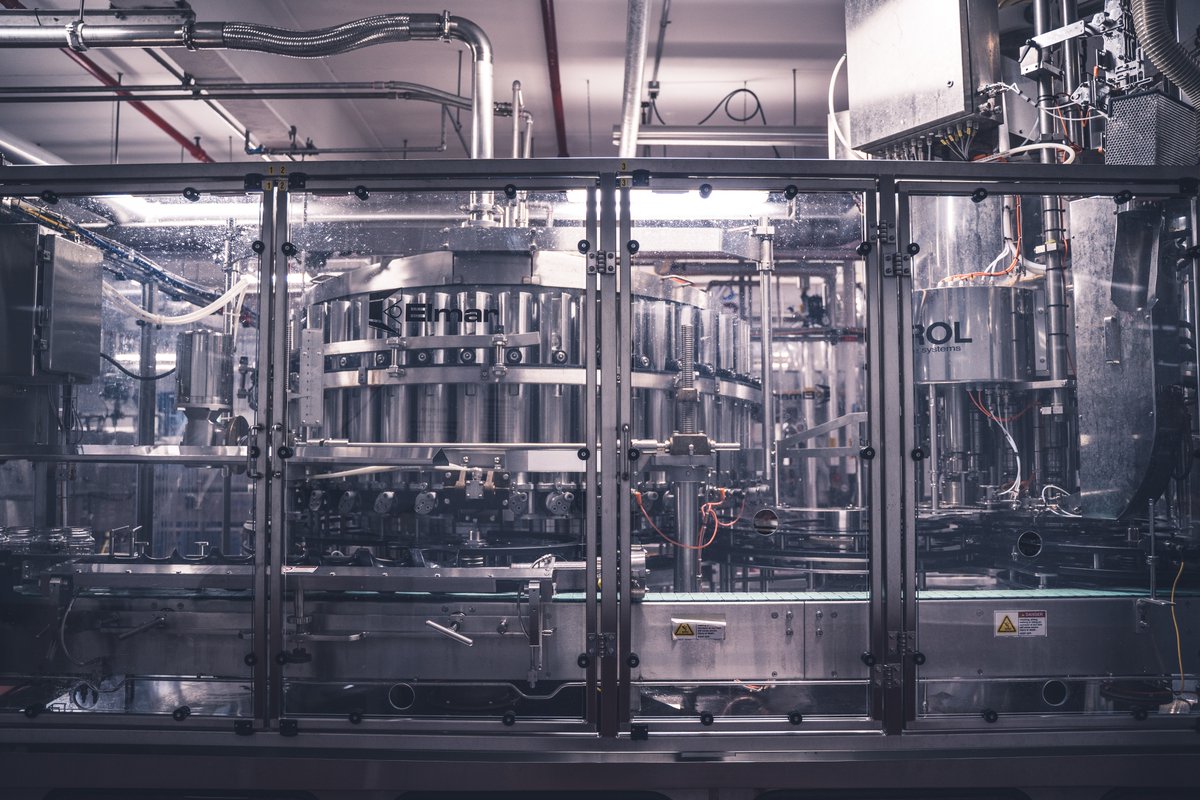 Here's a Highbury Fun Fact:

In 2019, we added a high-speed line capable of running both glass and plastic containers at an accelerated rate.  

#Technology #HighSpeedLine #Innovation